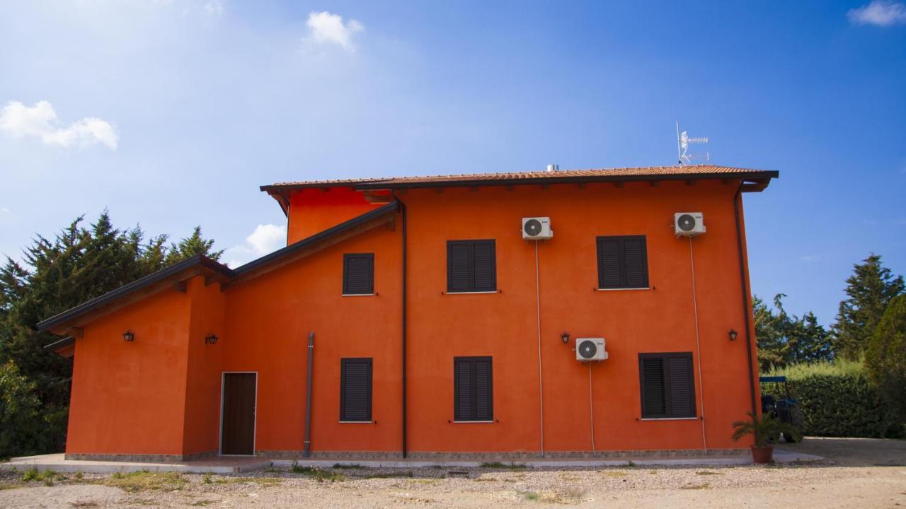 La Casa Sulla Collina Bed & Breakfast Altavilla Silentina Exterior photo